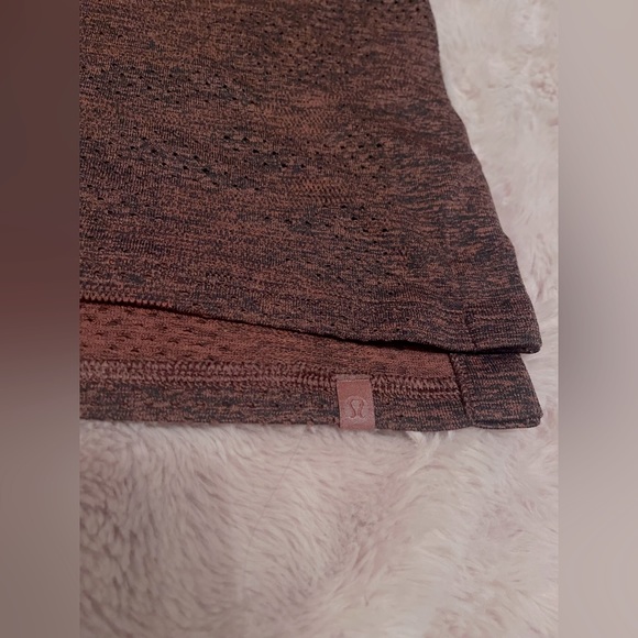 Lululemon tank crop top - Picture 4 of 7